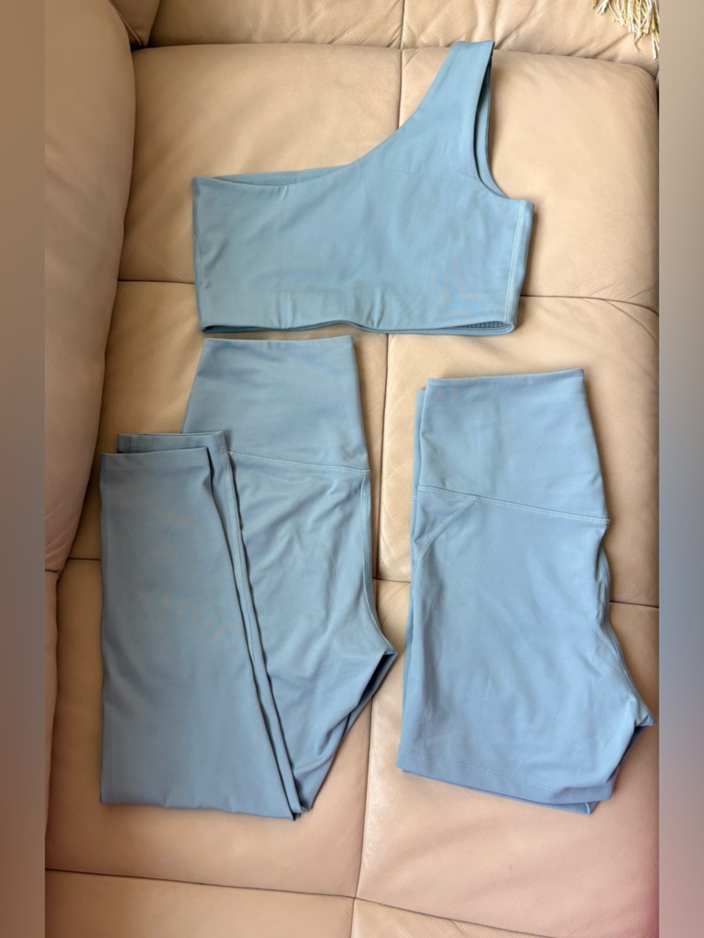Girfriend Collective Bundle of 3, size M